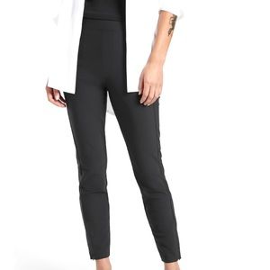 ATHLETA Stellar Tight, Black, Size 8